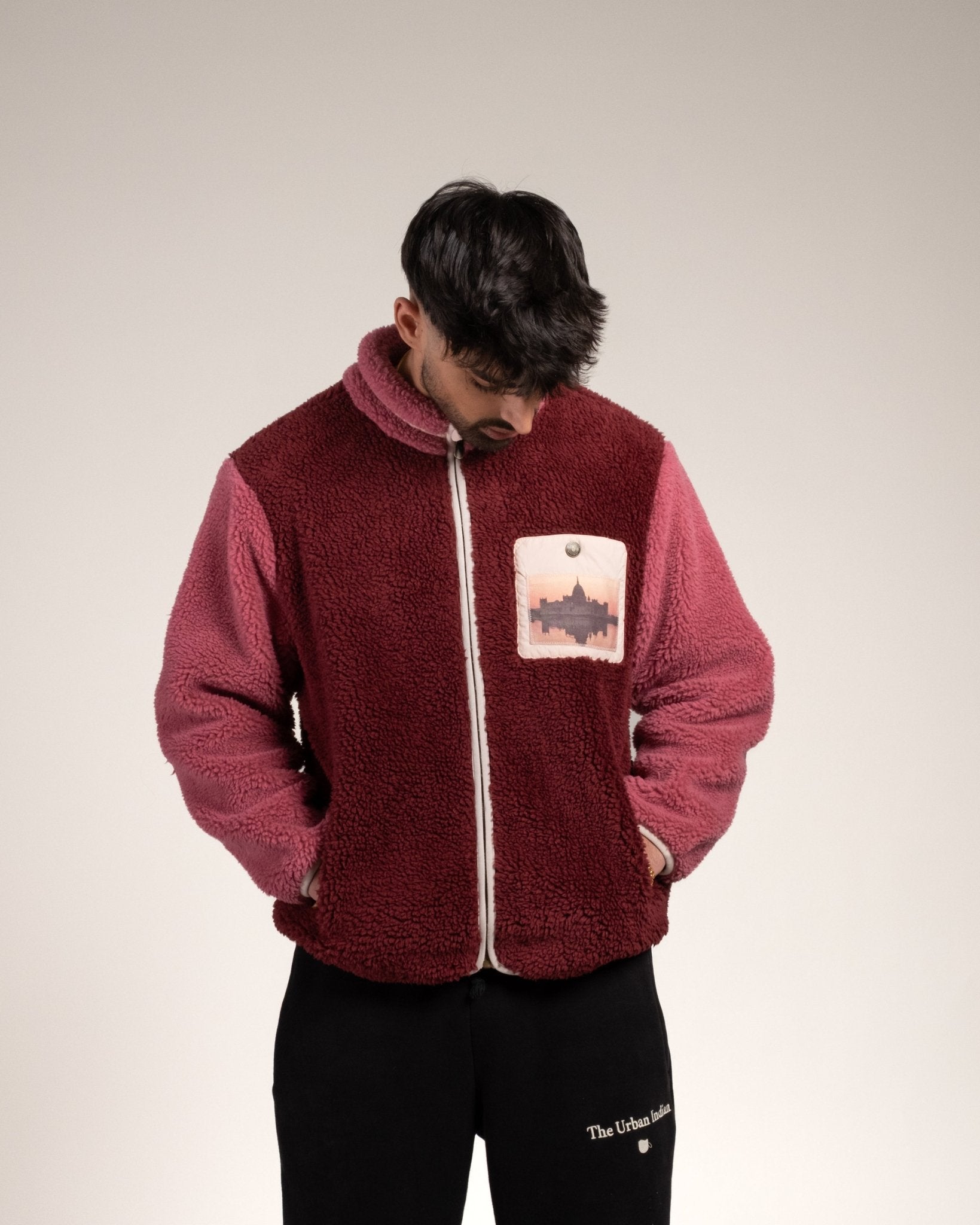 Victoria Memorial Fleece - TUI